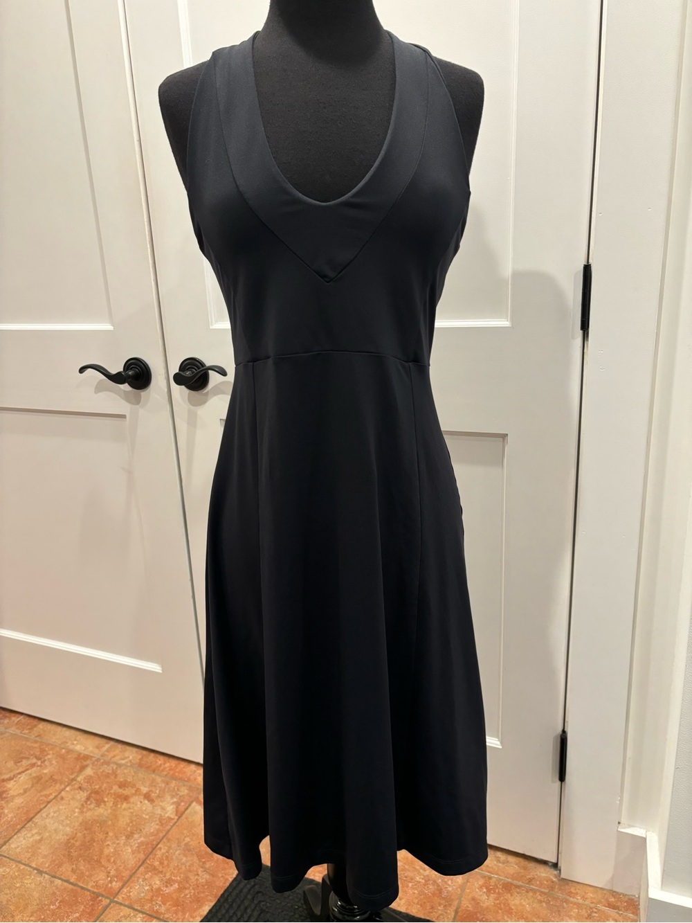 Patagonia Halter Midi Dress Black Athletic Activewear Gorpcore Stretchy Womens M - Picture 3 of 14